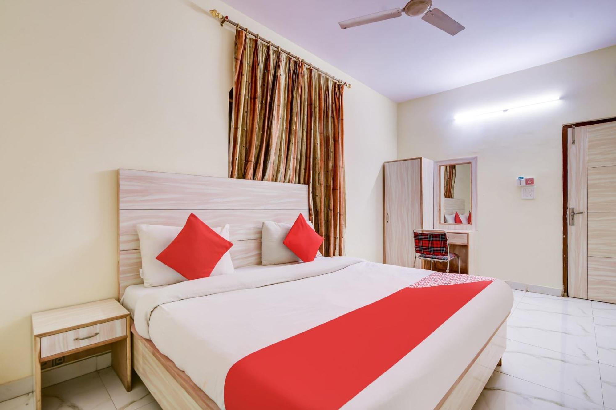 Hotel O 74192 Vishwakarma Palace เดลี ภายนอก รูปภาพ