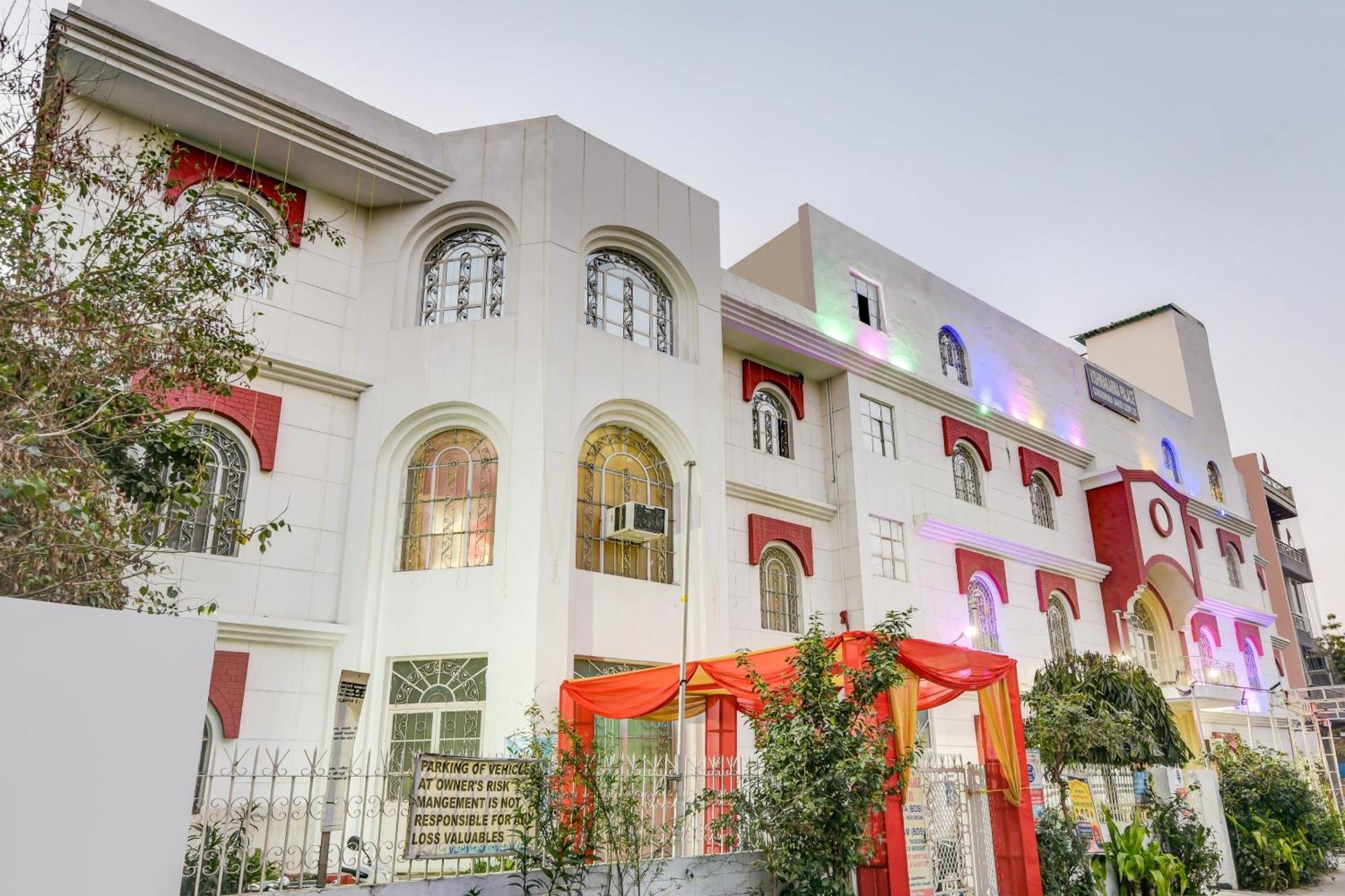 Hotel O 74192 Vishwakarma Palace เดลี ภายนอก รูปภาพ